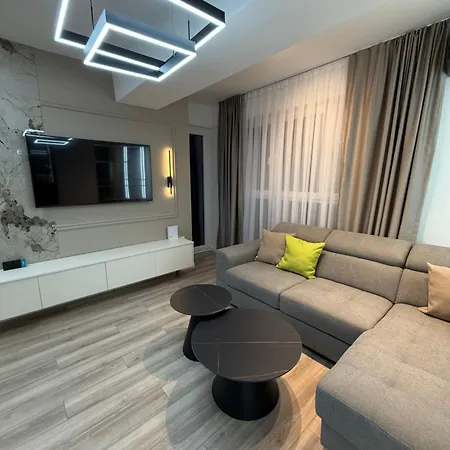 Apartment New Modern One Bedroom Julija