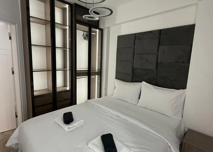 Daire New Modern One Bedroom Julija Üsküp
